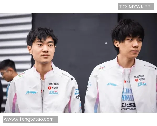 电竞比分赛后复盘LNG与BLG实力对比分析及未来展望